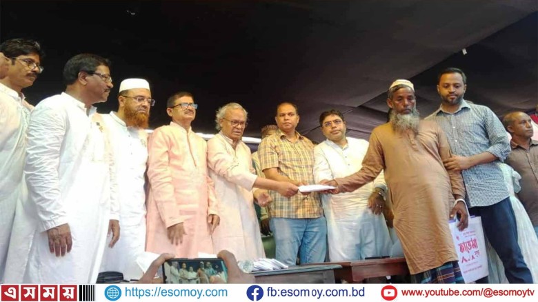 কুড়িগ্রামে ১০ শহীদ পরিবারের পাশে তারেক রহমান।