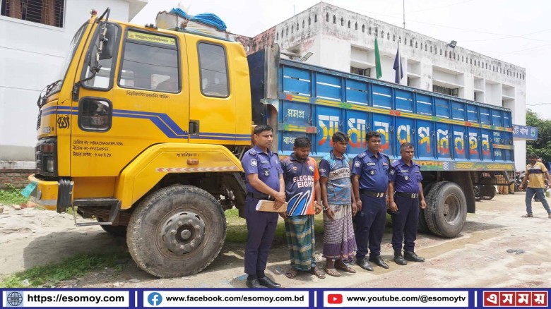 এক সপ্তাহ আগে ধামইরহাট থেকে চুরি হওয়া ট্রাক ঢাকায় উদ্ধার; গ