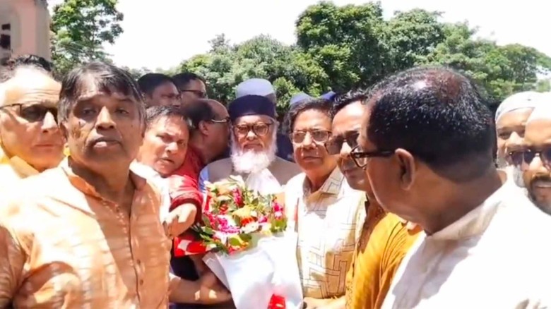 জাতীয় নির্বাচনকে কেন্দ্র করে দেশে সাম্প্রদায়িক দাঙ্গার কোনোও সুযোগ নেই -ধর্ম উপদেষ্টা।...