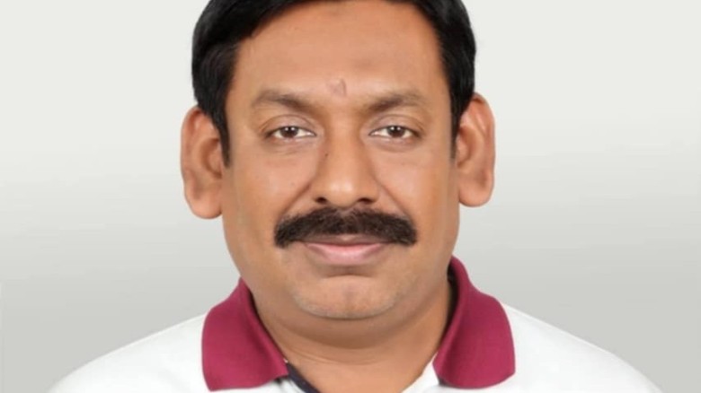 সাবধানে সড়কে চলি -লায়ন মোঃ গনি মিয়া বাবুল।...