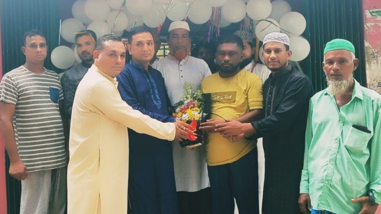 পটিয়ায় বিসমিল্লাহ পার্কিং উদ্বোধন করলেন সমাজ সেবক দিদারুল আলম।...