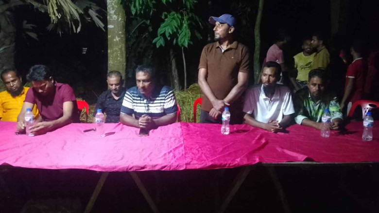 নড়াগাতী পহরডাঙ্গা  যুবদলের উঠান বৈঠক অনুষ্ঠিত।