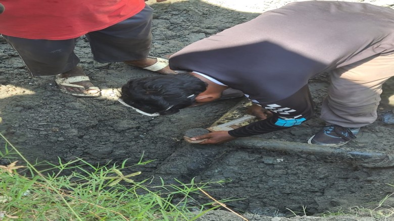 তিতাস গ্যাসের অভিযান: অবৈধ সংযোগ বিচ্ছিন্ন।