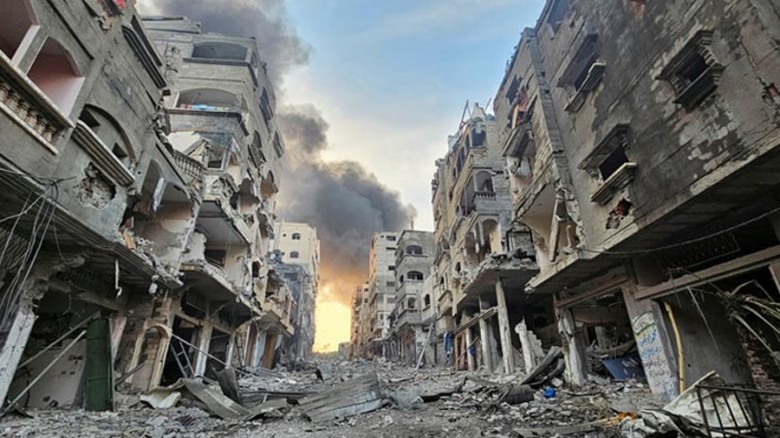 গাজায় একদিনে নিহত ৬০, মোট প্রাণহানি প্রায় ৬৫ হাজার ৫০০...