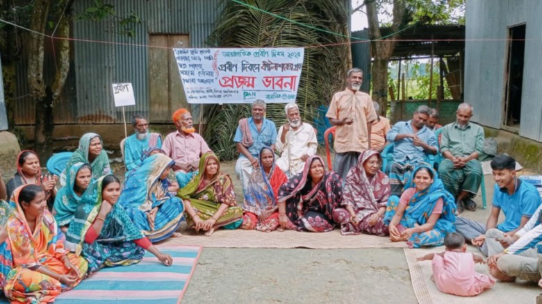 মানিকগঞ্জে বিশ্ব প্রবীণ দিবসে গল্পের আসর
