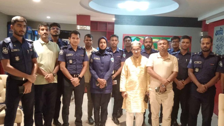 চট্টগ্রাম জেলা পুলিশ সুপার কার্যালয়ে টেকনাফ মডেল থানার ওসির