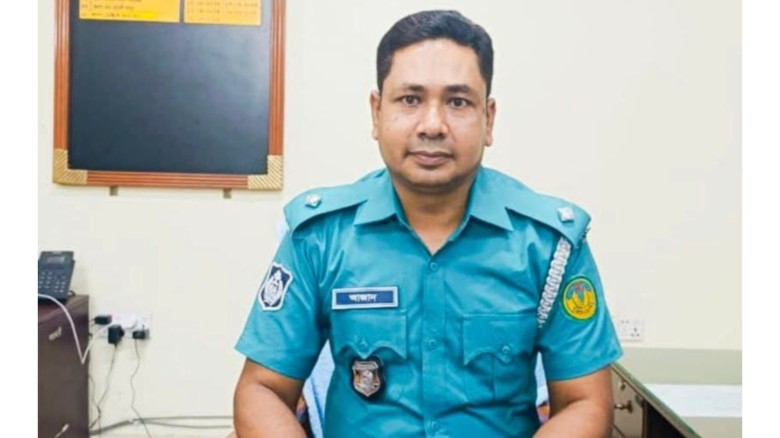 বোয়ালিয়া মডেল থানায় ন্যায়বিচার,মানবিকতা আধুনিক পুলিশের প্রতি