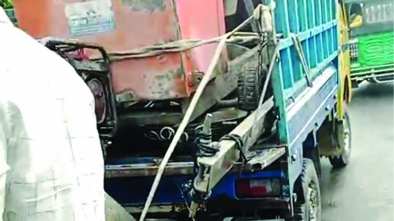 কালিহাতীতে সড়ক দূর্ঘটনায় তিন নির্মাণ শ্রমিকের মৃত্যু, আহত ১০