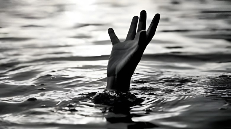 মোল্লাহাটে পুকুরে ডুবে শিশুর মৃ'ত্যু।