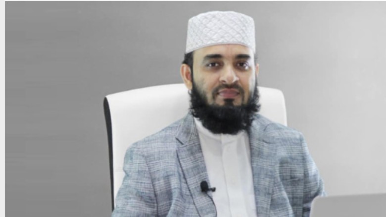 স্কুলে বাধ্যতামূলক ধর্মীয় শিক্ষক চান মিজানুর রহমান আজহারী...