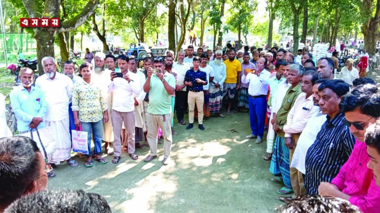 পীরগঞ্জে ক্ষুদ্র ও প্রান্তিক কৃষকদের মাঝে বিনামূল্যে সার ও বীজ বিতরণ...