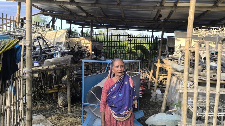 কৃষি কাজে ব্যাবহৃত ১৯ টি মেশিন ও সোলার পাম্প রাণীশংকৈলে কৃষি