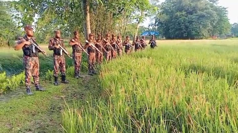 কুড়িগ্রাম সীমান্ত থেকে বিপুল পরিমাণে ভারতীয় পণ্য জব্দ।